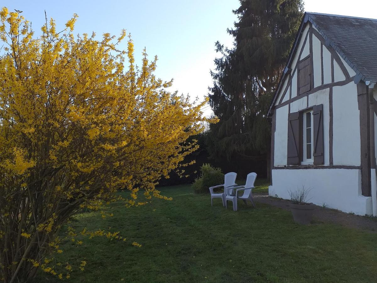 La Petite Maison Normande Ticheville Exterior foto
